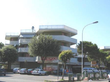 Condominio Moschettieri Monolocale 比比翁 外观 照片